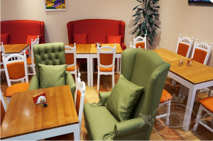 Смена мебели в кафе и барах – повышение прибыльности вашего заведения