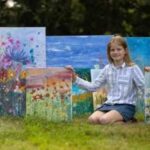 Десятирічна дівчинка вирішила почати малювати і заробила майже 2 мільйони — її картинам міг би позаздрити Клод Моне