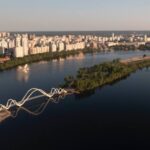 У Києві відкрито «Міст-хвилю»: як виглядає нова знакова споруда столиці (ФОТО)
