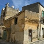 В Італії продають будинки всього за три долари