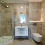 Яка плитка візуально зменшує ванну: помилка 90% господарів, яку…