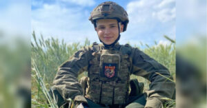 “Задумали вінчання у відпустку, але я одягла жалобу”: розповідь про…