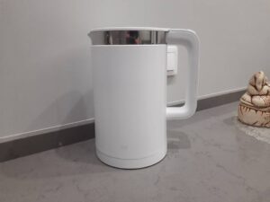 Як очистити чайник від накипу: спосіб, який працює миттєво