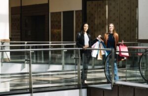 Відвідуваність ТРЦ в Україні зростає: дані за 2025 рік