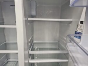 Запах у холодильнику: який сорбент із кухонної шафи прибере його&hellip;