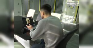 Сенсаційна звістка: мати обікрала сина-воїна, поки він був у неволі,…