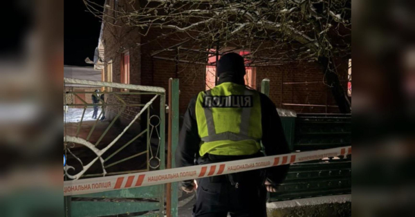 На Львівщині в селі виявили тіла батька та двох юних синів із вогнепальними пораненнями: думка поліції