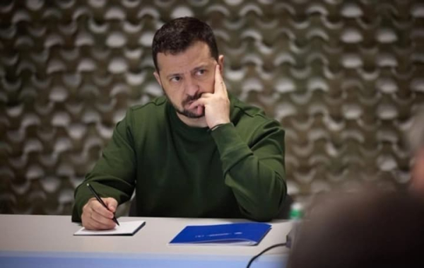 “Сюрприз”, – відгукнувся Зеленський на перестановки в очільництві російської делегації на зустрічах.