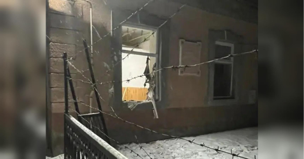 Вибух у військкоматі на Прикарпатті: деталі та фото.