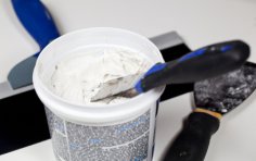 Як шпаклювати стіни?