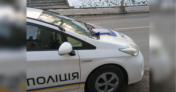 На Буковині невідомий метнув гранату в правоохоронців: є травмовані, в області проводять спецоперацію.