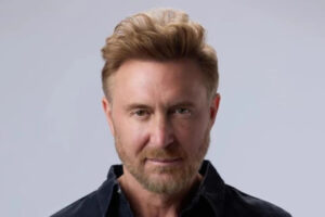 Гетта вперше став татом в 58: дебютні знімки новонародженого Скайлера