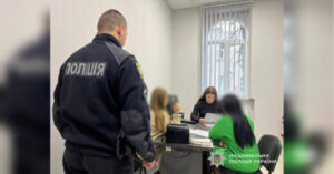 Травма хребта у дитини: немовля загинуло після народження через лікарську…