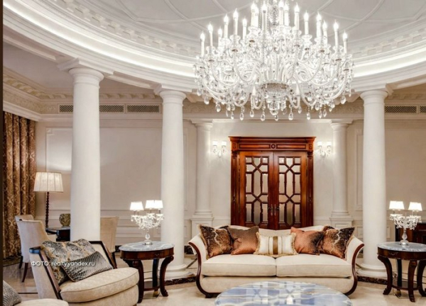 Кімната у маєтку на Рубльовці