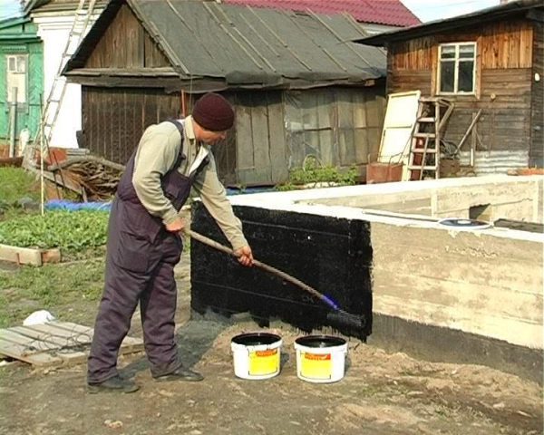 Гідроізоляція. Як захистити свій будинок від вологи?