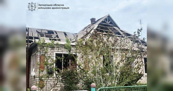 Розтрощені оселі, вогонь та руїни: Росія завдала ударів по численних українських громадах (фото)