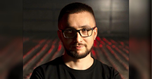 Стерненко повідомив про стеження з боку бізнесмена, фігуранта справи про привласнення 700 мільйонів.