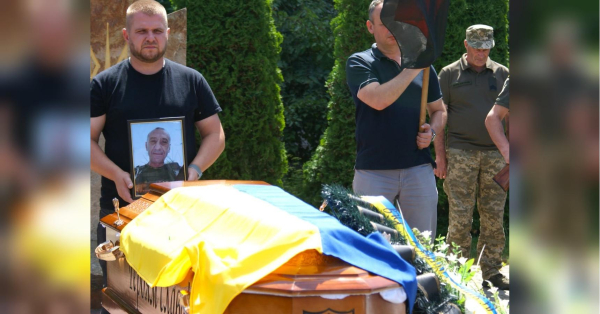 Смерть брата завдала найбільшого болю: на Волинь «на щиті» прибув прославлений розвідник, котрий 10…