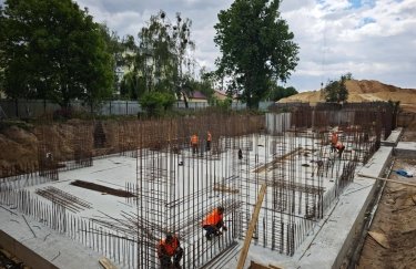 Відбудова Гостомеля 2026: на Проскурівській зводять будинки та сховище — ФОТО