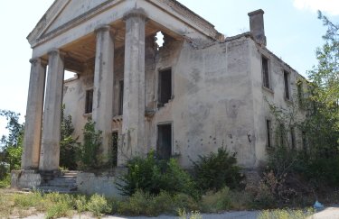ФДМУ виставив на приватизацію будинок культури на Одещині / ФДМУ ФДМУ виставив на приватизацію будинок культури на Одещині