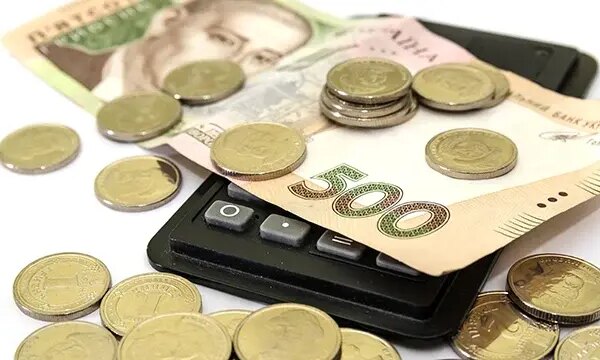 Продаж квартири в Україні — які податки доведеться сплатити