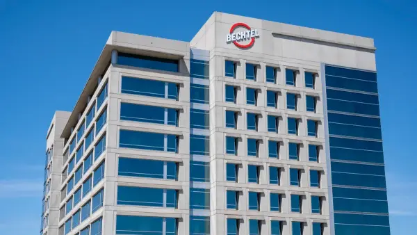 Bechtel розриває співпрацю з проєктом ядерної енергетики від Білла Гейтса та звільняє працівників